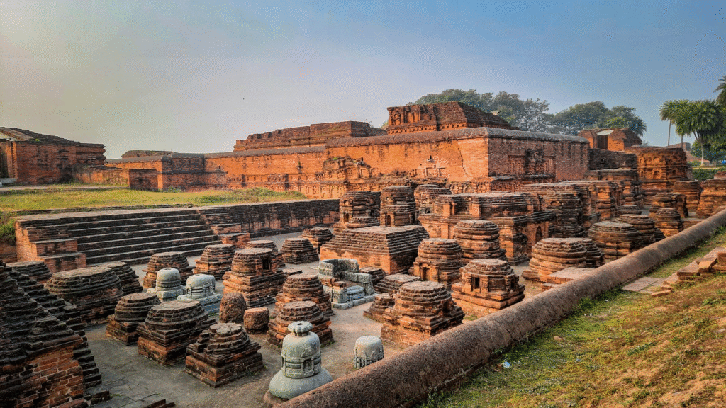 Source: https://bhartisanskriti.com/famous/nalanda-university-the-eternal-beacon-of-learning